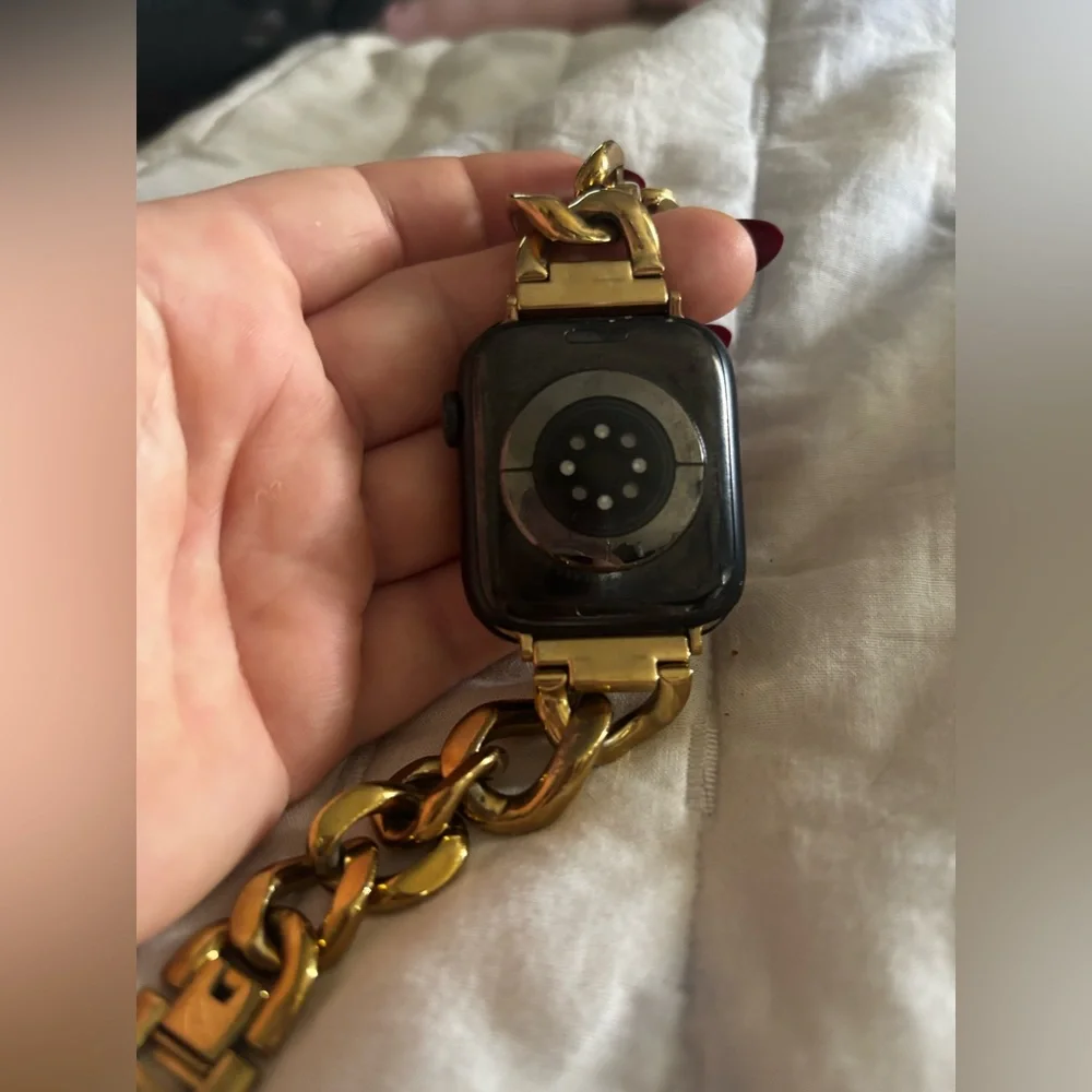 Apple Watch series 9 - Picture 2 of 3